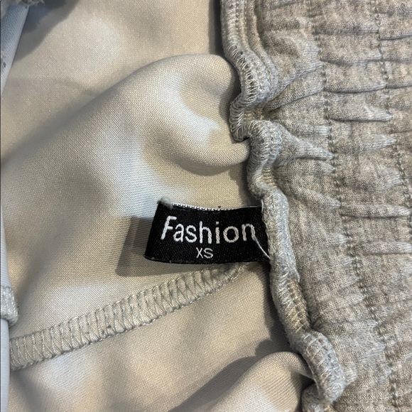 Gray Cargo Sweatpants - Picture 5 of 9